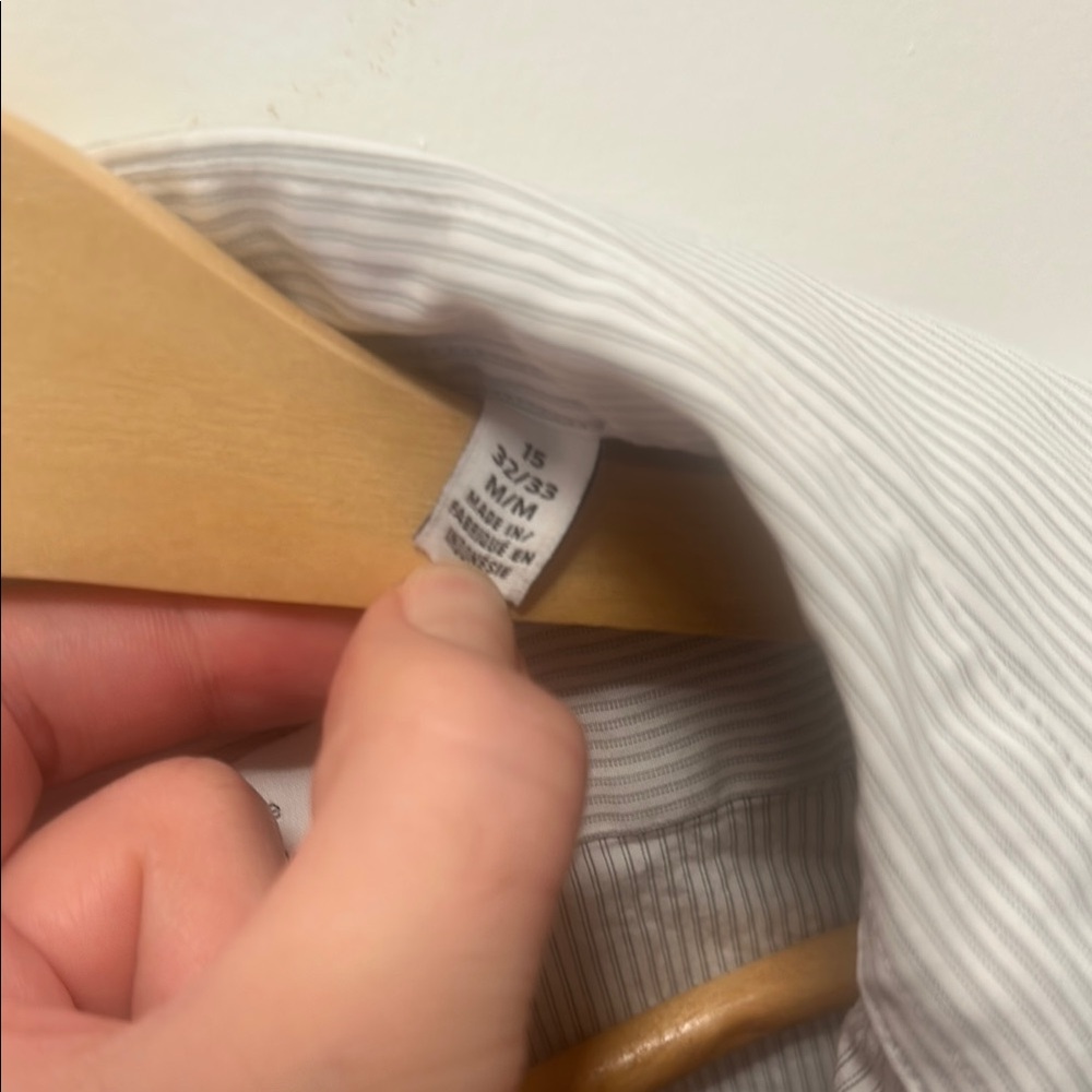 Calvin Klein Men’s White Casual Button Down Shirt - Picture 3 of 5